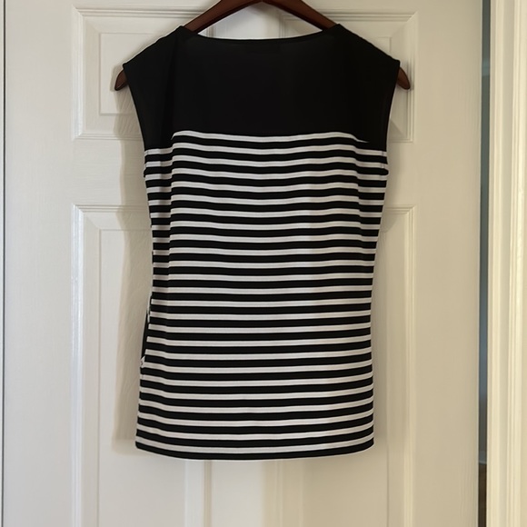 Calvin Klein. Black and white knit blouse - Picture 2 of 2